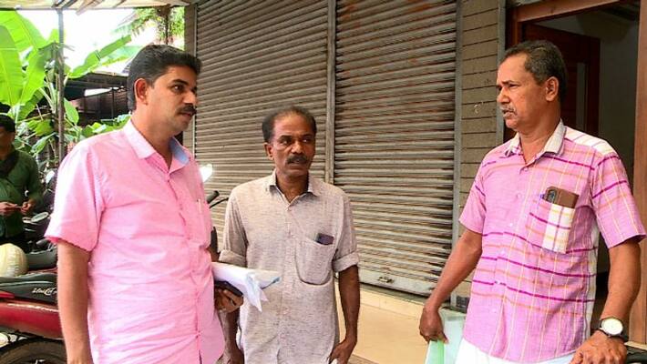 complainers alleges women impersonate as advocates and prime accused in cheating case arrest delays due to hold in police complainers alleges women impersonate as advocates and prime accused in cheating case arrest delays due to hold in police