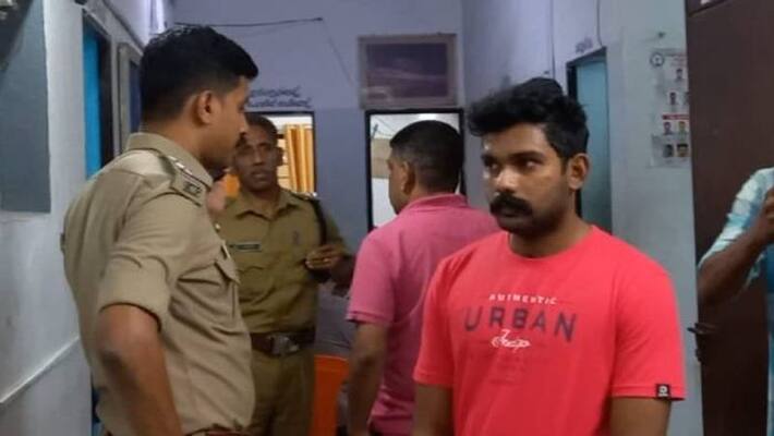 Bus driver who was hiding after bus accident in Kochi arrested Bus driver who was hiding after bus accident in Kochi arrested