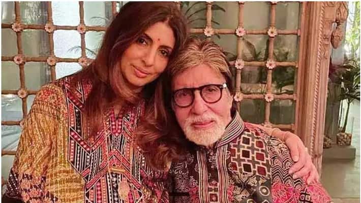 Shweta Bachchan gets trolled for get Rs 3000 per month as a kindergarten teacher sgk Shweta Bachchan gets trolled for get Rs 3000 per month as a kindergarten teacher sgk