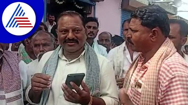 demanding burial land protest in Byalal village of Navalagunda taluk of Dharwad district gow demanding burial land protest in Byalal village of Navalagunda taluk of Dharwad district gow