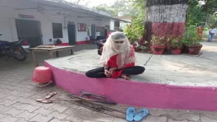Jhansi girl was given a lift then took her to forest victim kept shouting but no one helped Jhansi girl was given a lift then took her to forest victim kept shouting but no one helped