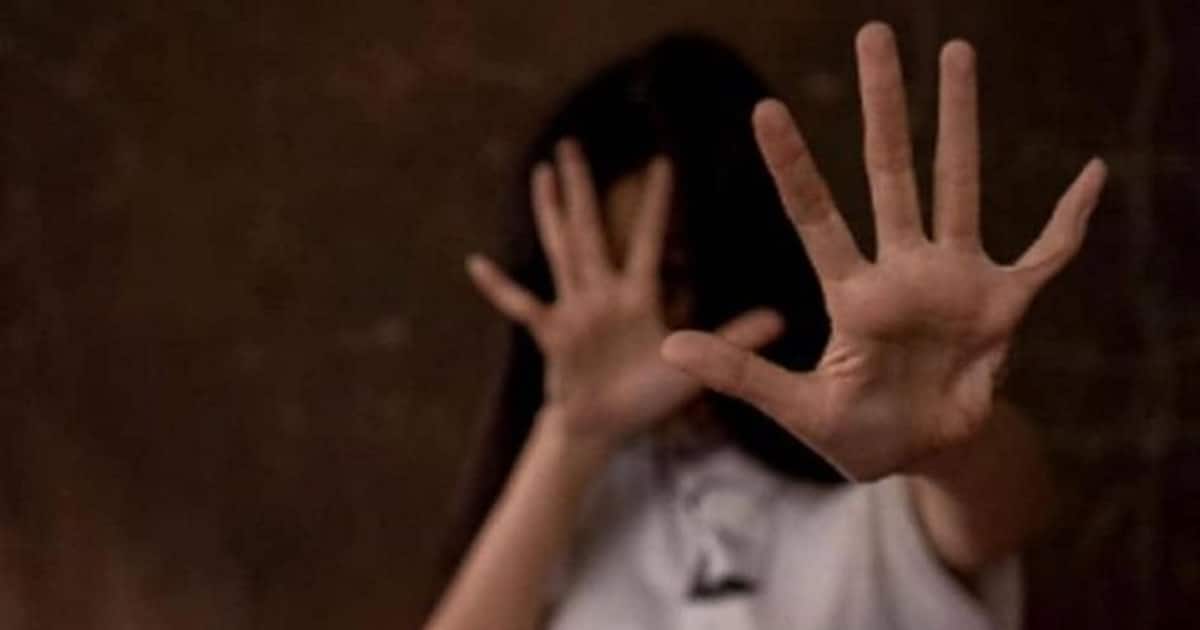 அண்ணே உங்க தங்கச்சி மாதிரி.. என்னை விட்டுடுங்க.. கதறியும் விடாமல் கதற கதற கூட்டு பலாத்காரம் செய்த சிறுமி பலி.!