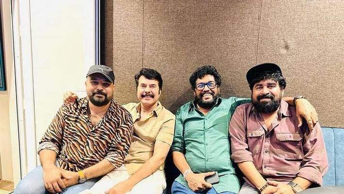 film maker vysakh share photo with mammootty film maker vysakh share photo with mammootty