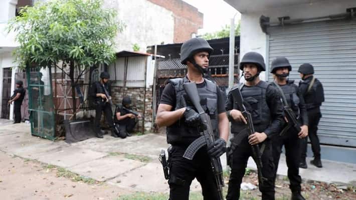 ATS raids in Gujarat amidst election enthusiasts raids on more than 100 locations in 13 districts uja ATS raids in Gujarat amidst election enthusiasts raids on more than 100 locations in 13 districts uja