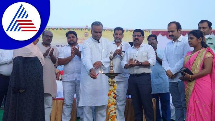 congress leader priyank kharge slams to bjp government gvd congress leader priyank kharge slams to bjp government gvd