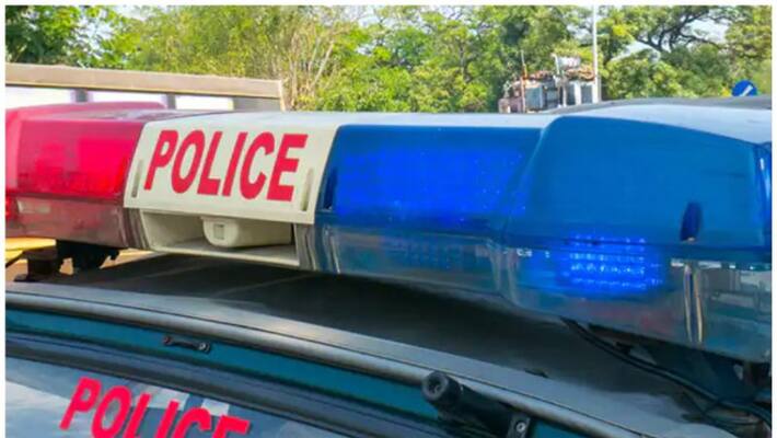 Constable doing thefts with gangs of thieves.. Things that will come to light.. Constable doing thefts with gangs of thieves.. Things that will come to light..