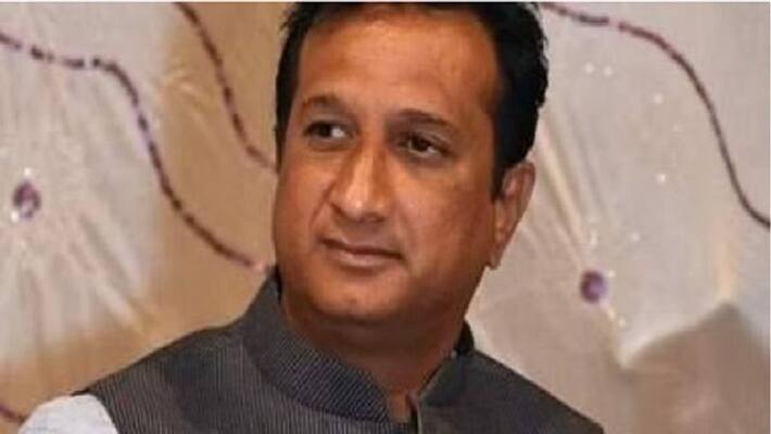 Congress MLA praises Modi says he is PM of 130 crore people not only of one religion uja Congress MLA praises Modi says he is PM of 130 crore people not only of one religion uja