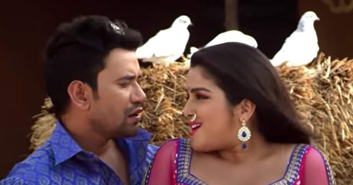 Amarpali Ka Sex Video Dikhaye - Amrapali Dubey, Nirahua's SEXY video: Bhojpuri song 'Khatiya Se Khatiya'  shows off the duo's amazing chemistry