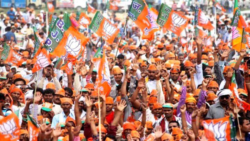 Vadnagar Tea Boils Over in Gujarat Poll!  Will the BJP defend its honour?  Congress, AAP are in a heated battle.