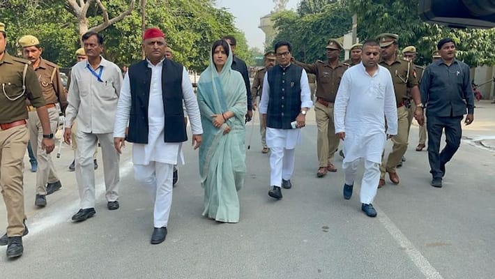 Mainpuri by election Dimple Yadav is the owner of jewelery worth lakhs no car and weapons Mainpuri by election Dimple Yadav is the owner of jewelery worth lakhs no car and weapons