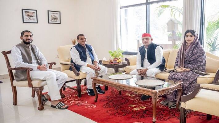 mainpuri by election akhilesh and dimple with shivpal yadav samajwadi party mainpuri by election akhilesh and dimple with shivpal yadav samajwadi party