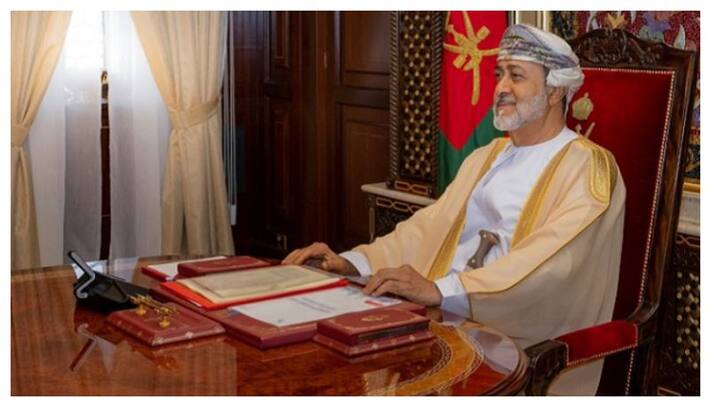 Oman Ruler announces official holidays for public and private sector in the country Oman Ruler announces official holidays for public and private sector in the country