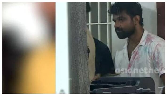 complainant in the Kochi gang rape case said that the investigation is not proceeding properly complainant in the Kochi gang rape case said that the investigation is not proceeding properly