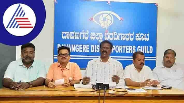 Name deleted from voter list in Davangere too: Congress allegation Name deleted from voter list in Davangere too: Congress allegation