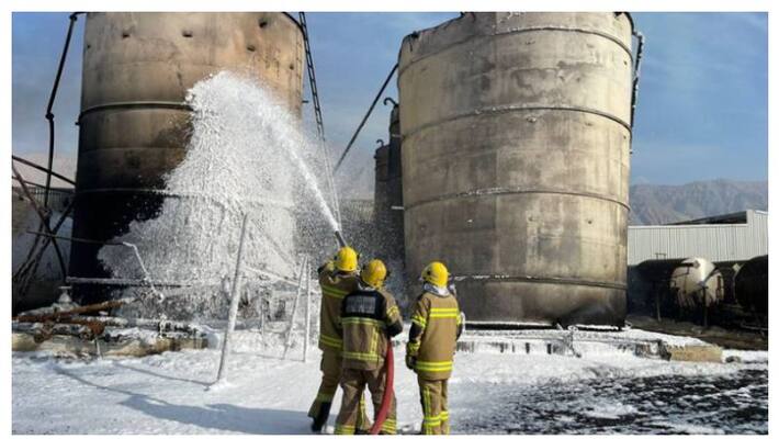 Fire breaks out at oil factory in Ras Al Khaimah Fire breaks out at oil factory in Ras Al Khaimah