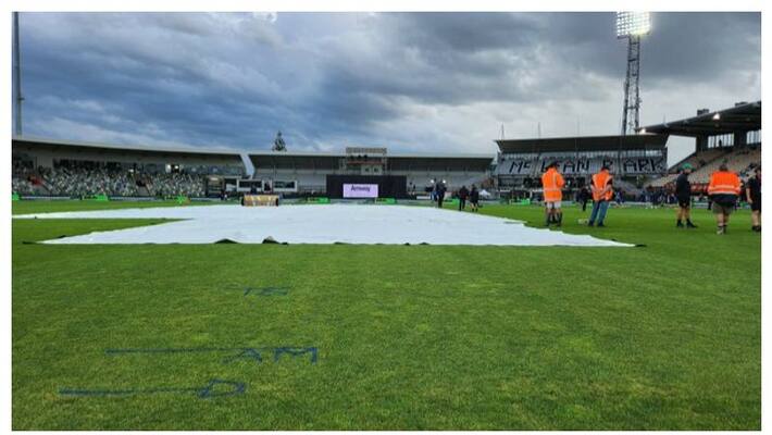 India vs New Zealand 2nd ODI: Rain stops play, Hamilton weather India vs New Zealand 2nd ODI: Rain stops play, Hamilton weather