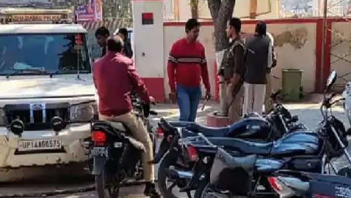 Ghaziabad On refusing marriage girlfriend ate poison then lover jokingly licked pudiya then what happened will surprise you Ghaziabad On refusing marriage girlfriend ate poison then lover jokingly licked pudiya then what happened will surprise you