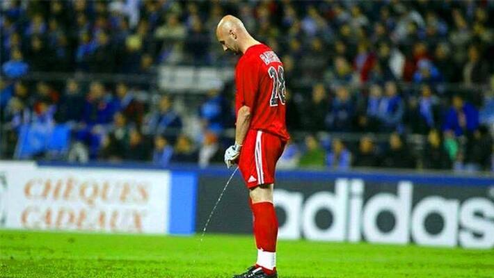 FIFA World Cup 2022 football superstitions when one player pee on the ground dva FIFA World Cup 2022 football superstitions when one player pee on the ground dva
