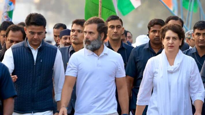 Rahul gandhi flying kiss to those who chants modi during Bharat jodo yatra agar malwa Madhya Pradesh ckm Rahul gandhi flying kiss to those who chants modi during Bharat jodo yatra agar malwa Madhya Pradesh ckm