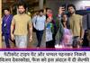 Vijay Deverakonda came out wearing petticoat type paint and slippers gave selfie to fans in this style rps