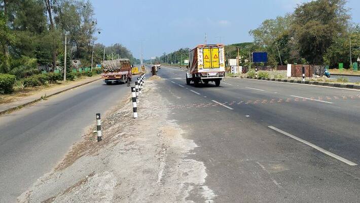 Service road without humps Increase in number of accidents karwar rav Service road without humps Increase in number of accidents karwar rav