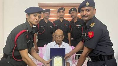 Indian Army honours retired havildar on his 100th birthday see heartwarming post netizens react gcw