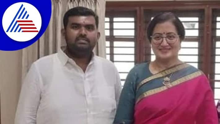 Mandya MP Sumalatha Apta Induvalu Satchidananda joins BJP Mandya MP Sumalatha Apta Induvalu Satchidananda joins BJP