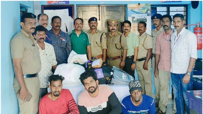 Three youths arrested with 10 kg Marijuana smuggled in train Three youths arrested with 10 kg Marijuana smuggled in train