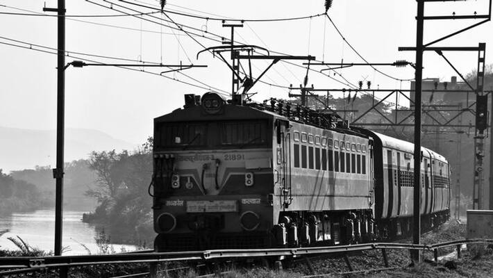 Bihar robbers steal diesel train train engine through secret tunnel Bihar robbers steal diesel train train engine through secret tunnel