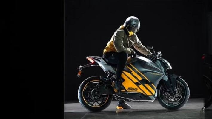 Ultraviolette F77 Limited Edition All 77 units of limited edition e-bike were sold in two hours, know the features Ultraviolette F77 Limited Edition All 77 units of limited edition e-bike were sold in two hours, know the features