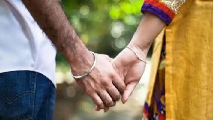 neelankarai beach 40000 roberry of a romantic couple... 2 people Arrest neelankarai beach 40000 roberry of a romantic couple... 2 people Arrest