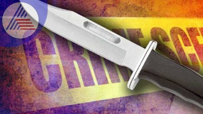 rowdies stabbed the car driver injured near koratagere at tumkur rav rowdies stabbed the car driver injured near koratagere at tumkur rav