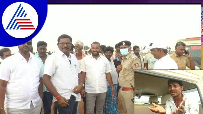 Scissors in the pockets of leaders in the DK Shivakumar meeting Rs 15000 theft Scissors in the pockets of leaders in the DK Shivakumar meeting Rs 15000 theft