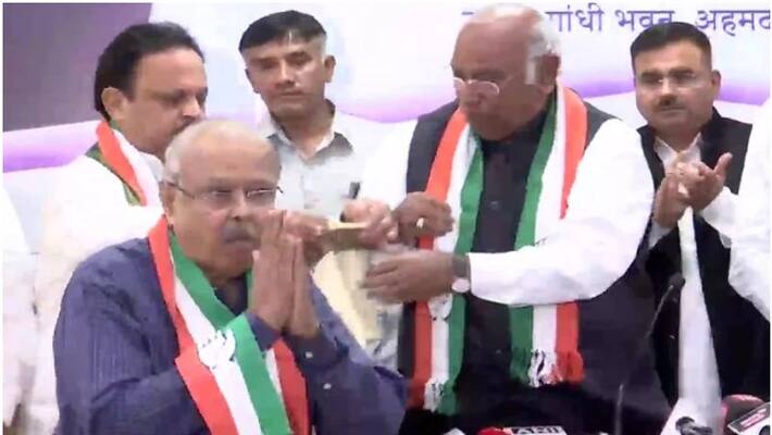 Jay Narayan Vyas joins congress ahead of gujarat poll 2022 Jay Narayan Vyas joins congress ahead of gujarat poll 2022