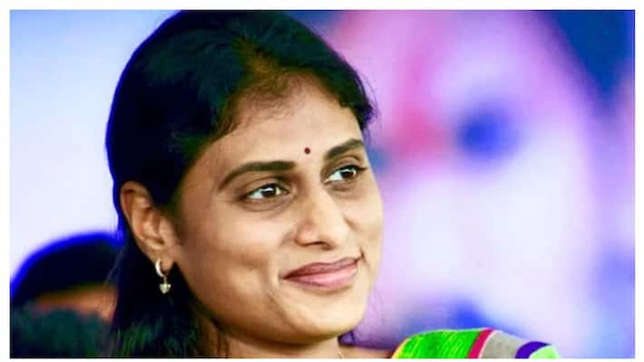 Telangana High court Green signals To YSRTP Chief YS Sharmila Padayatra Telangana High court Green signals To YSRTP Chief YS Sharmila Padayatra