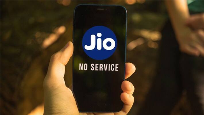 Jio service stalled across country know when and how many times users faced problems before this? Jio service stalled across country know when and how many times users faced problems before this?
