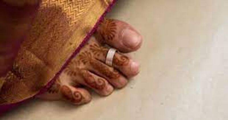 why women wear toe ring after marriage know the religious and scientific reason behind it in tamil mks