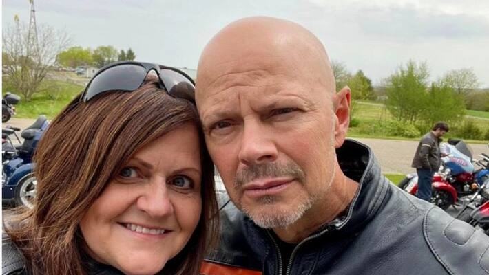 US Man propose his wife again when he lost memory after bike accident US Man propose his wife again when he lost memory after bike accident