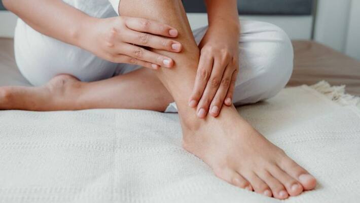 possible reasons behind tingling feet possible reasons behind tingling feet