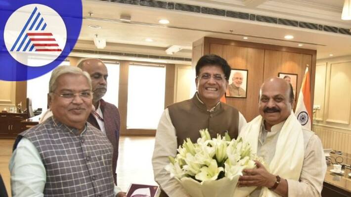 CM bommai asked Union Minister to provide grant for Mega Textile Park rav CM bommai asked Union Minister to provide grant for Mega Textile Park rav