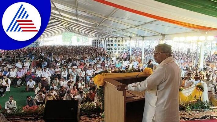 Dont believe those who make false promises says siddaramaiah gvd Dont believe those who make false promises says siddaramaiah gvd
