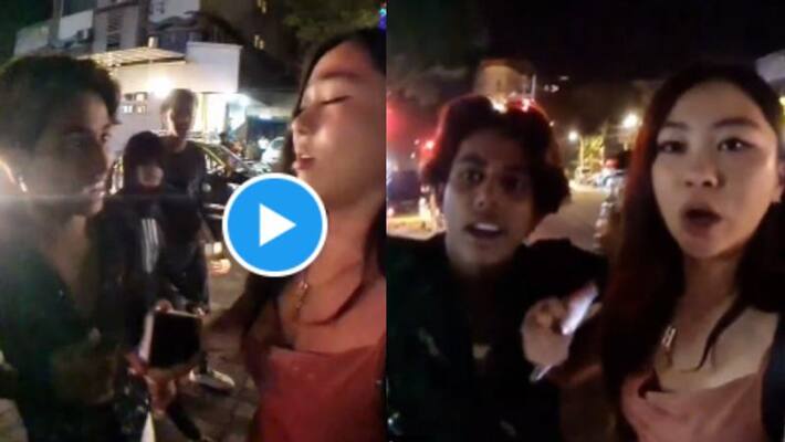 Foreign woman youtuber harassed on Mumbai street during live streaming Foreign woman youtuber harassed on Mumbai street during live streaming