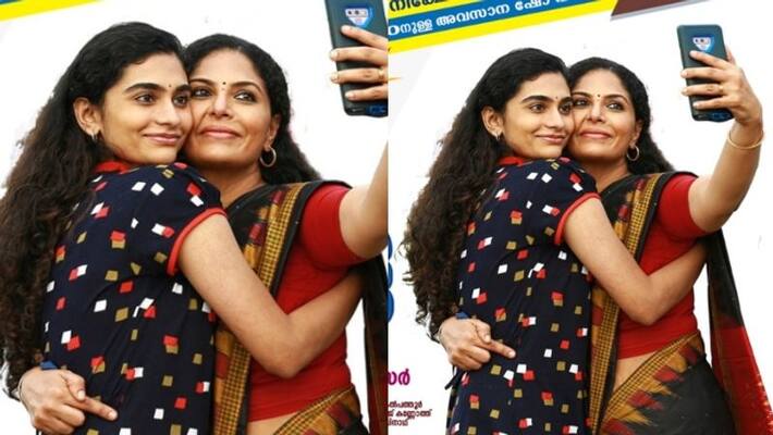 Akbar Travels provided opportunity to watch World Cup for those watching Asha Sarath film khedda Akbar Travels provided opportunity to watch World Cup for those watching Asha Sarath film khedda