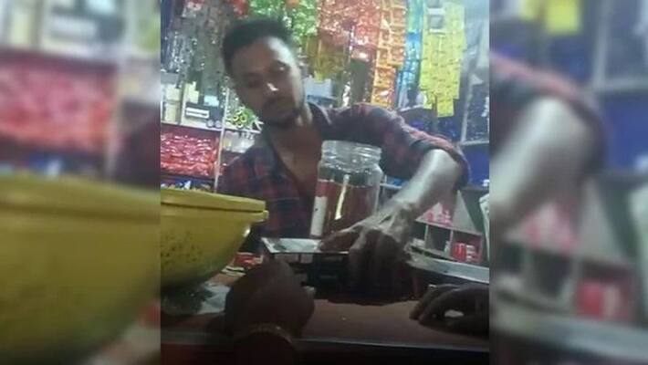 shopkeeper practising untouchability in thanjavur and video goes viral shopkeeper practising untouchability in thanjavur and video goes viral