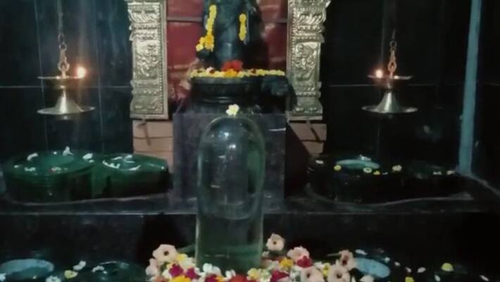 1 crore Rs crystal lingam from Manasarovar came to Lingadahalli Mutt 1 crore Rs crystal lingam from Manasarovar came to Lingadahalli Mutt