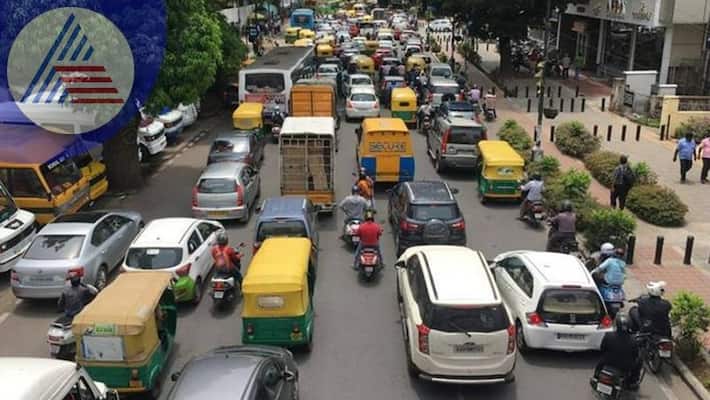 A huge improvement in traffic jams on some roads in the capital What is the reason A huge improvement in traffic jams on some roads in the capital What is the reason