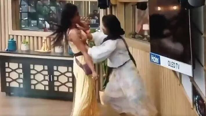 Dhanalakshmi attacked Shivin shocking biggboss video goes viral Dhanalakshmi attacked Shivin shocking biggboss video goes viral