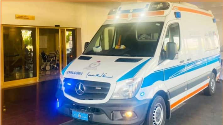 ambulance driver on way to hospital halts to booze serves peg to patient too ash ambulance driver on way to hospital halts to booze serves peg to patient too ash