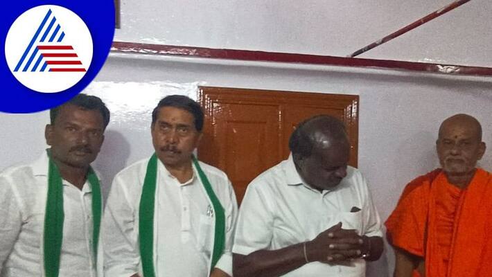 Let the health minister take steps to protect the health of the rural people says hd kumaraswamy gvd Let the health minister take steps to protect the health of the rural people says hd kumaraswamy gvd