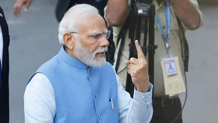 Gujarat Election 2022: Congress slams EC for PM Modi's 'roadshow' AJR Gujarat Election 2022: Congress slams EC for PM Modi's 'roadshow' AJR